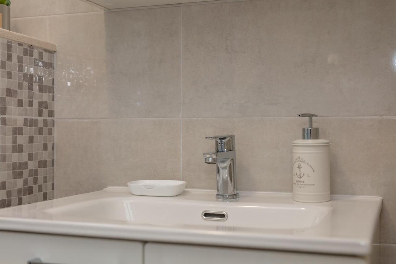 Seaview Apartment Sparkle Iskra - Povlja, Brac بوفليا المظهر الخارجي الصورة